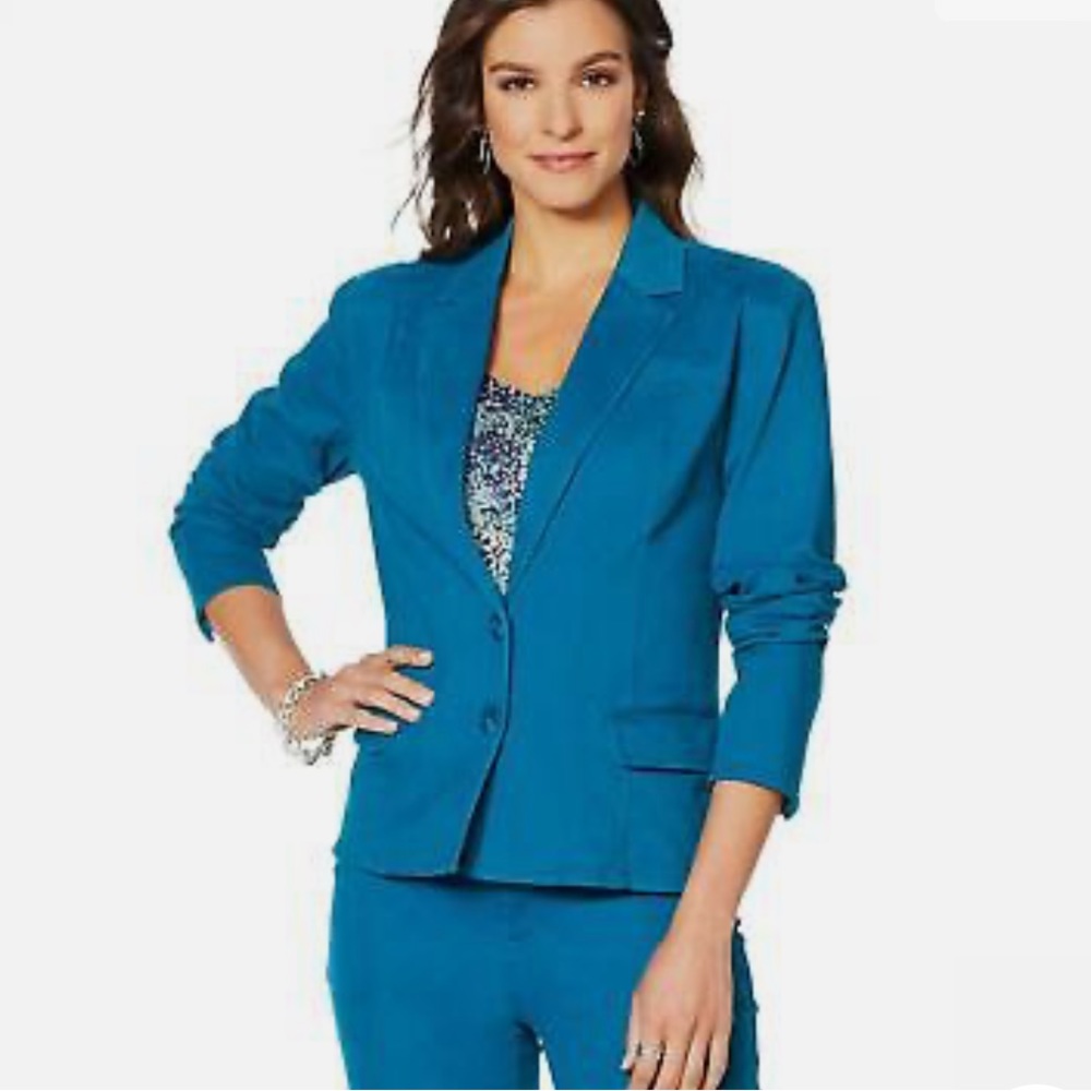 NWOT Motto Vintage Y2K Blazer with 2 Button Closure in Teal Stretch Microfiber.